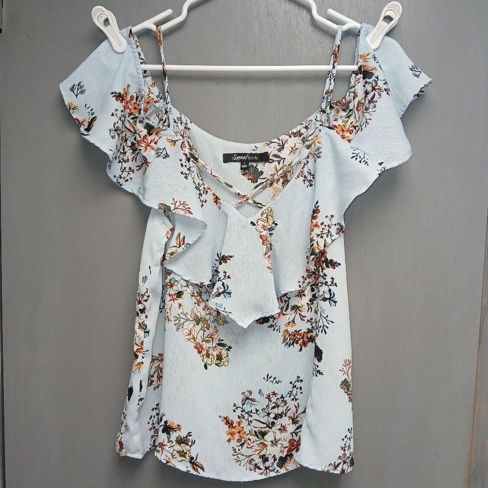 Womens Sweet Rain Floral Cold Shoulder Top